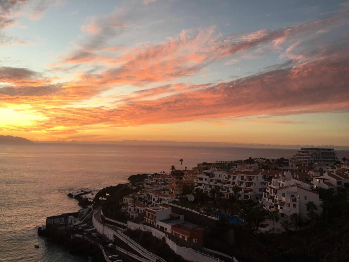 Ocean View Studio Apt By Dream Homes Tenerife Puerto de Santiago  Exterior photo
